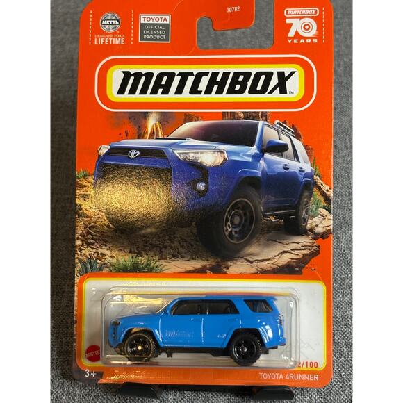 Matchbox Toyota 4Runner 92/100 **2023** - Picture 1 of 3